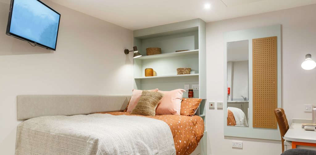 Student Accommodation in Sheffield,Sheffield student homes,cosmos student accommodation,leadmill point student accommodation,near University of Sheffield - Student Accommodation Blog by BookMyUniRoom