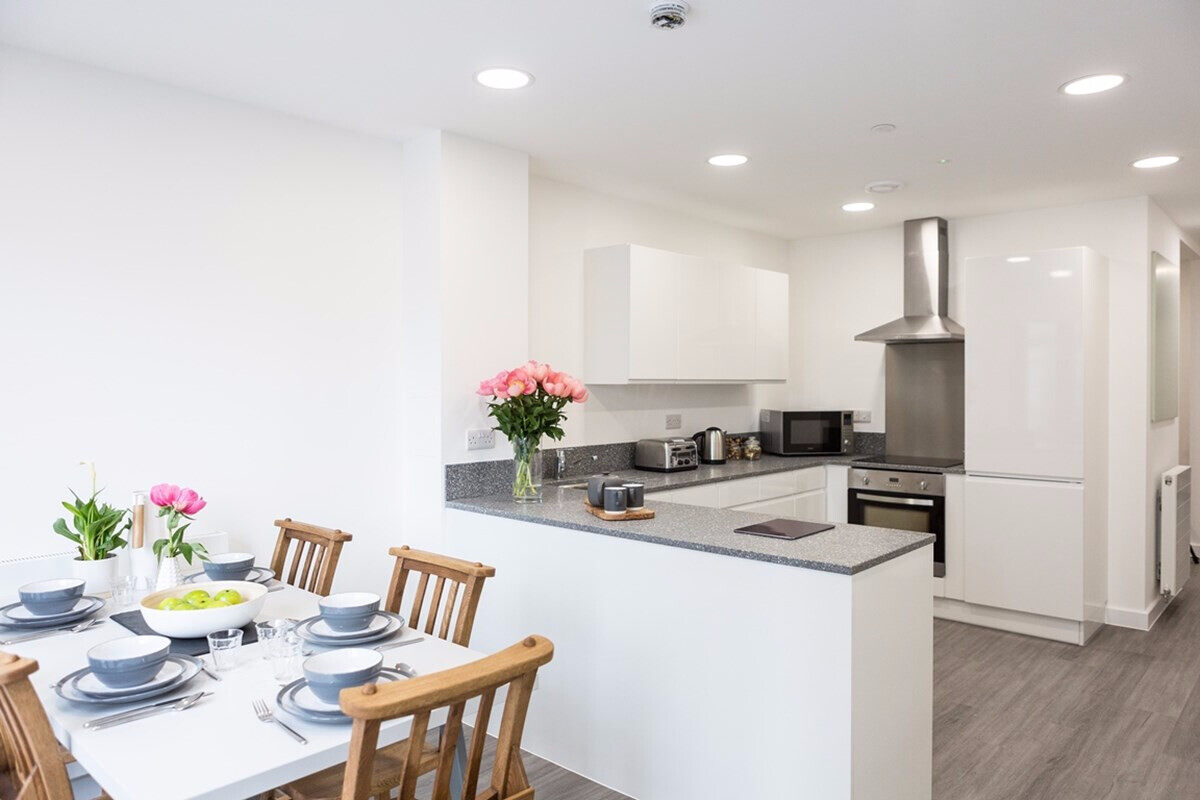 Lit Lewisham Residence