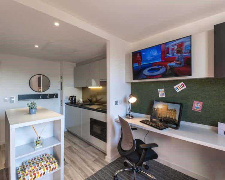 bookmyuniroom student Accommodation ensuite  New Park  Edinburgh UK