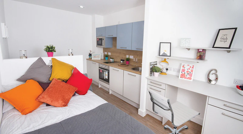 bookmyuniroom student Homes ensuite Orbital Nottingham UK